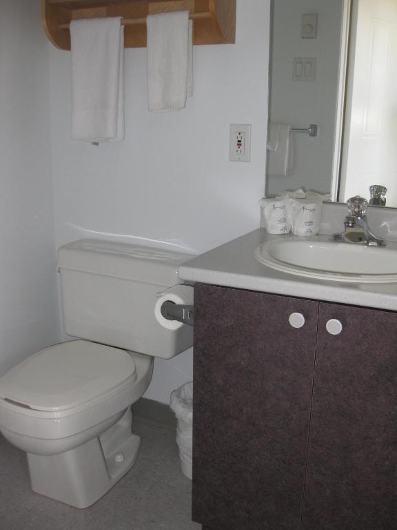 Le Saint Alex Motel Kamer foto